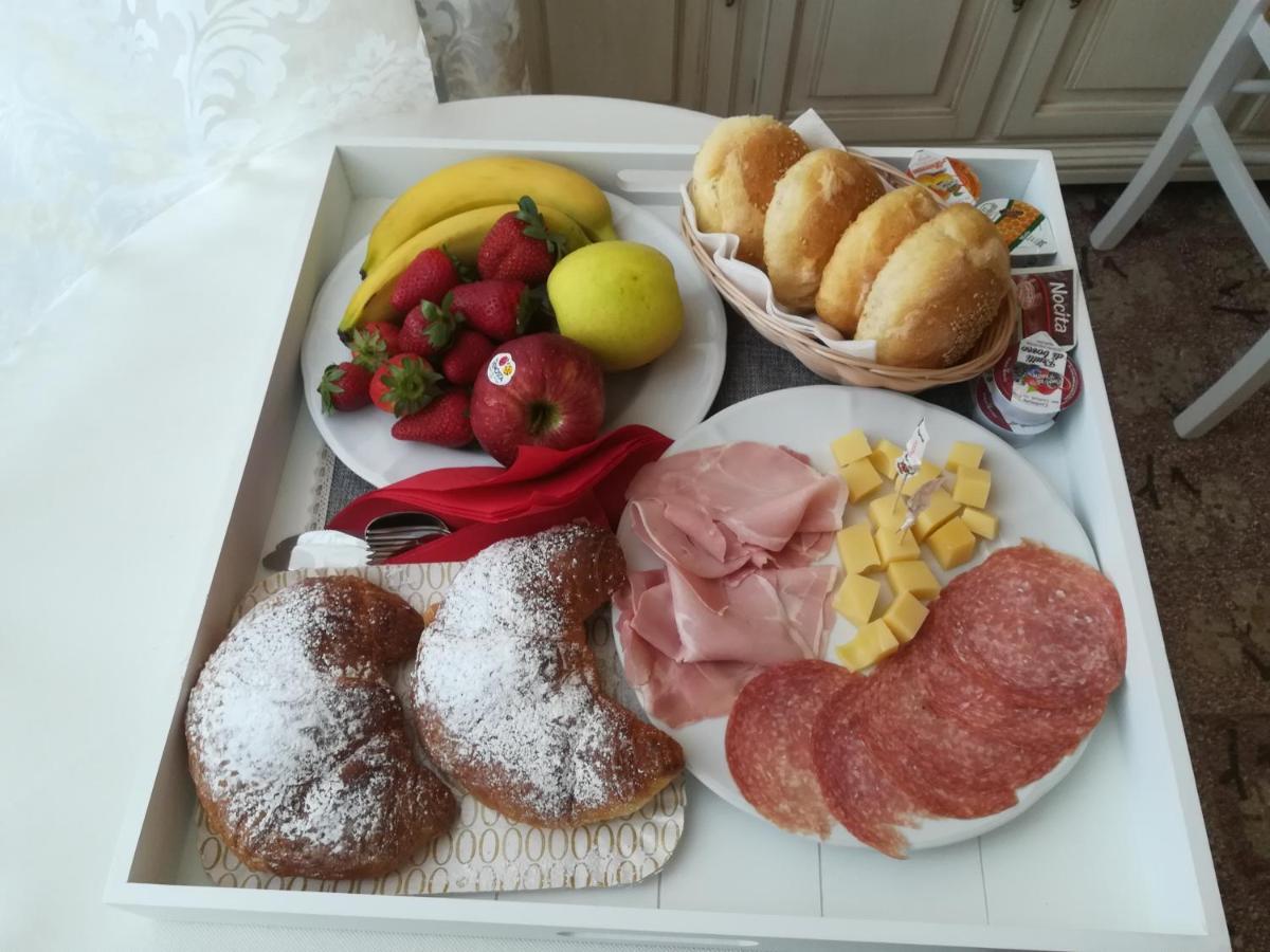 Karol Room&Apartment Тропея Экстерьер фото